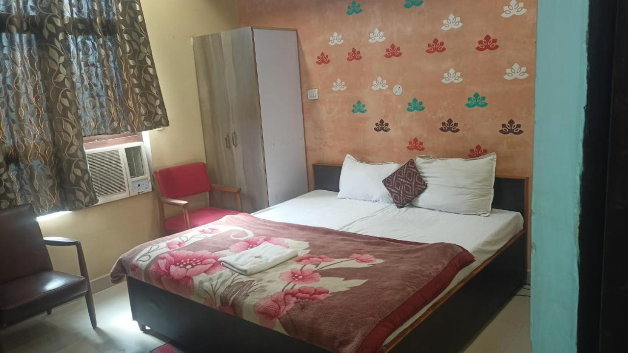 Hotel Shyam Utsav Mirzāpur Dış mekan fotoğraf